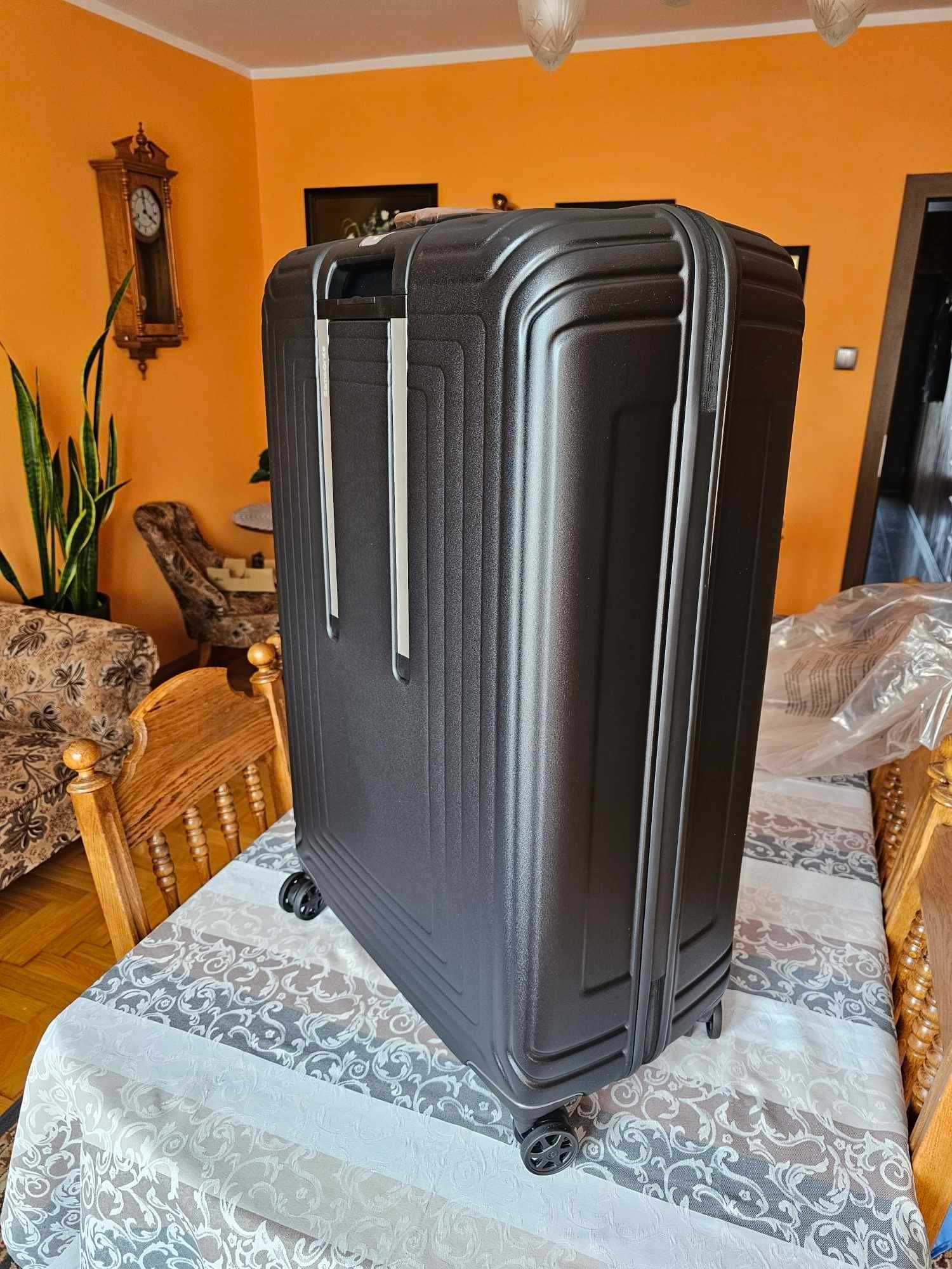 NOWA walizka Samsonite Neopulse Spinner XL 125L czarny mat GWAR ORYGIN