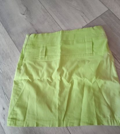 Zielona spódniczka
