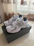 NB530/UnisexWhiteButy SportoweDamskieNewBalanceMR530SG rozmiar. 39