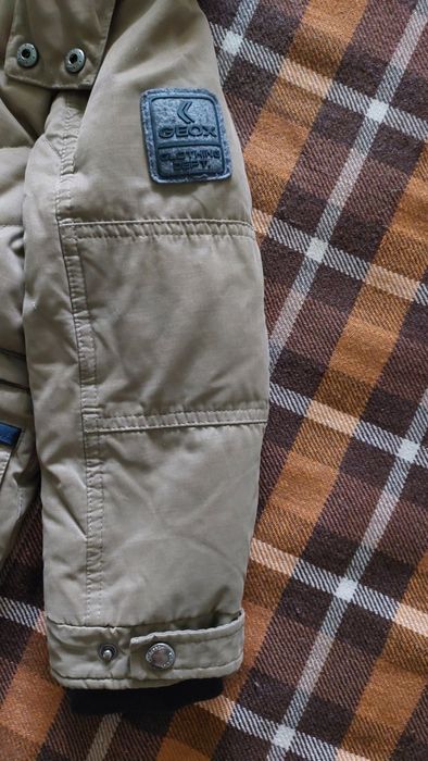 Зимняя куртка-пуховик  Geox на мальчика 4года
