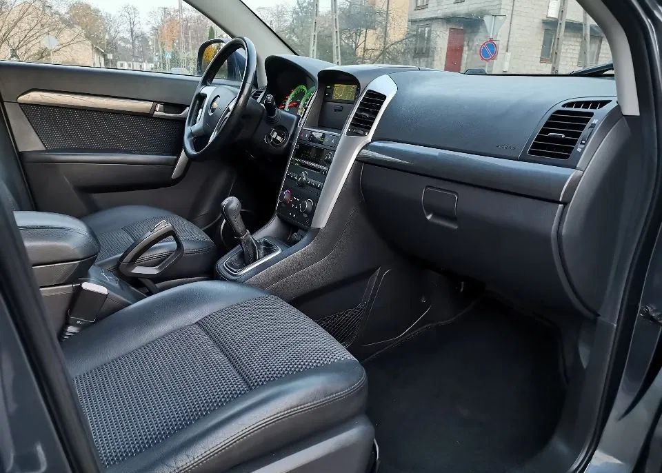 Chevrolet Captiva LT 2007 2.4 ГБО 4x4