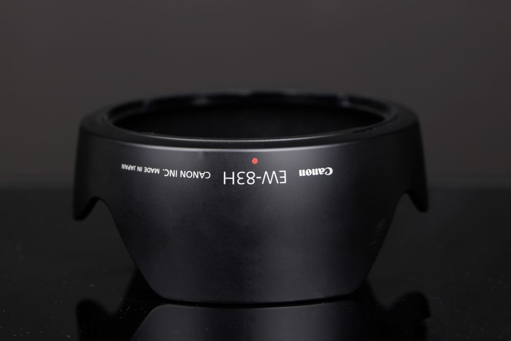 Oryginalna osłona przeciwsłoneczna Canon EW-83H do Canon EF 24-105