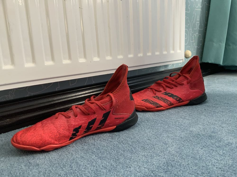 Adidas Predator Сороконіжки