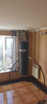Продається боксерська груша Boxer 120 см + стійка 225 см