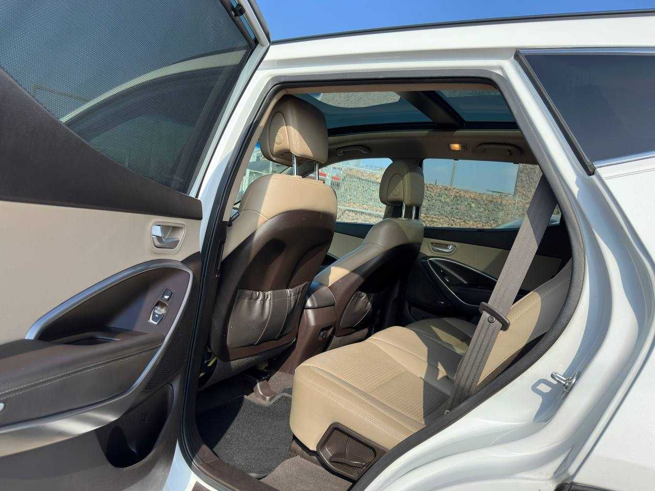 Авто Hyundai Santa FE 2014