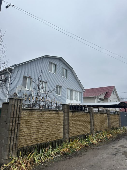 Продаж будинка в екологічному місті