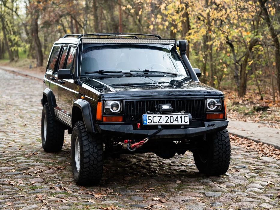 Jeep Cherokee XJ 4.0 HO Klimatyzacja Tempomat Bilstein Lift 4 Cale Koła 31" + Częsci