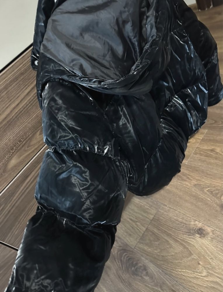 Czarna kurtka zimowa puffer oversize