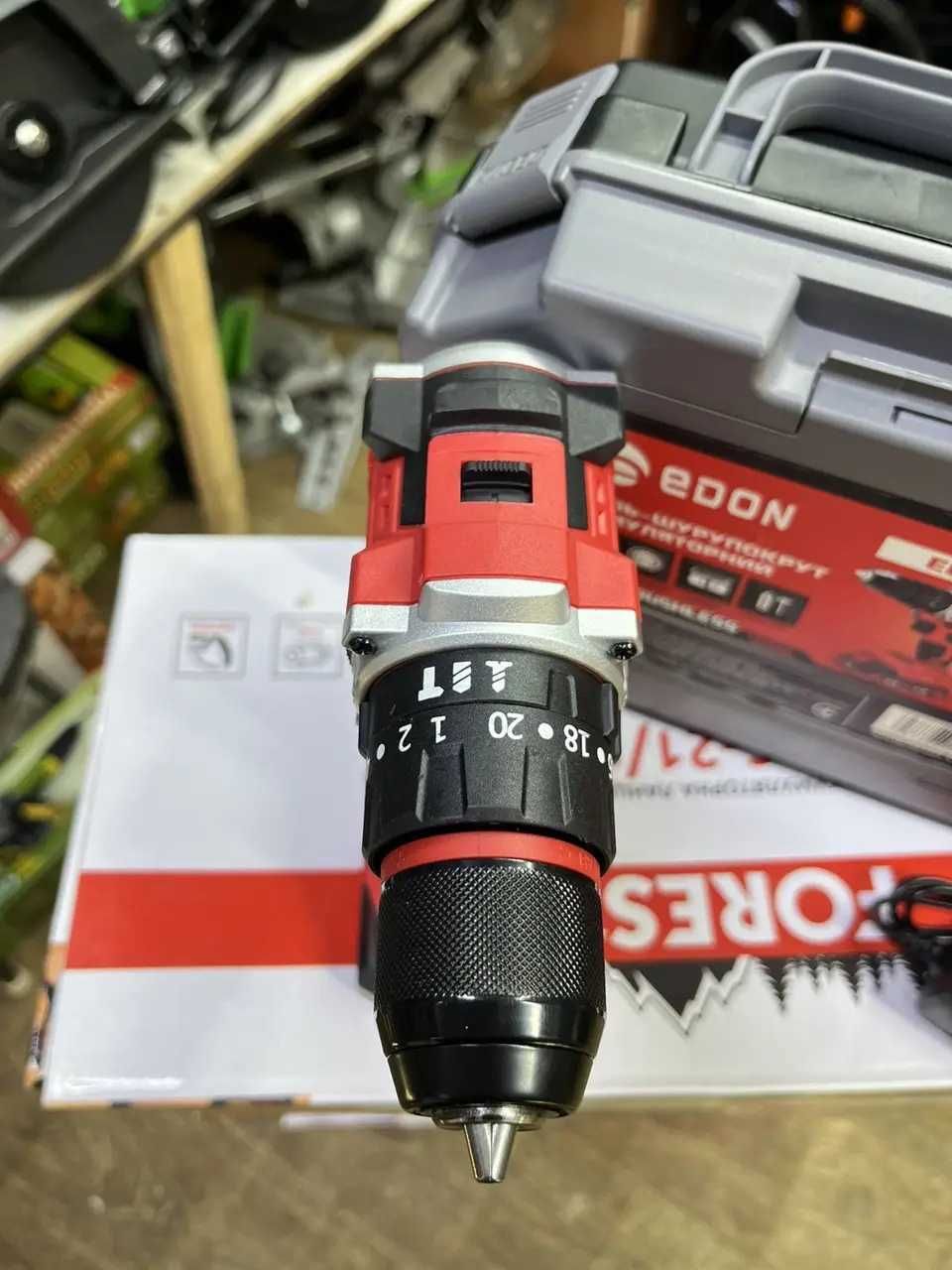 Мощный шуруповерт бесщеточный УДАРНЫЙ EDON 21В/2шт аккум Makita 2Ah/ЗУ
