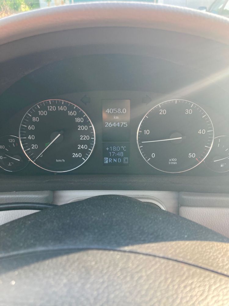 Mercedes Benz C 2005 2,7 automat