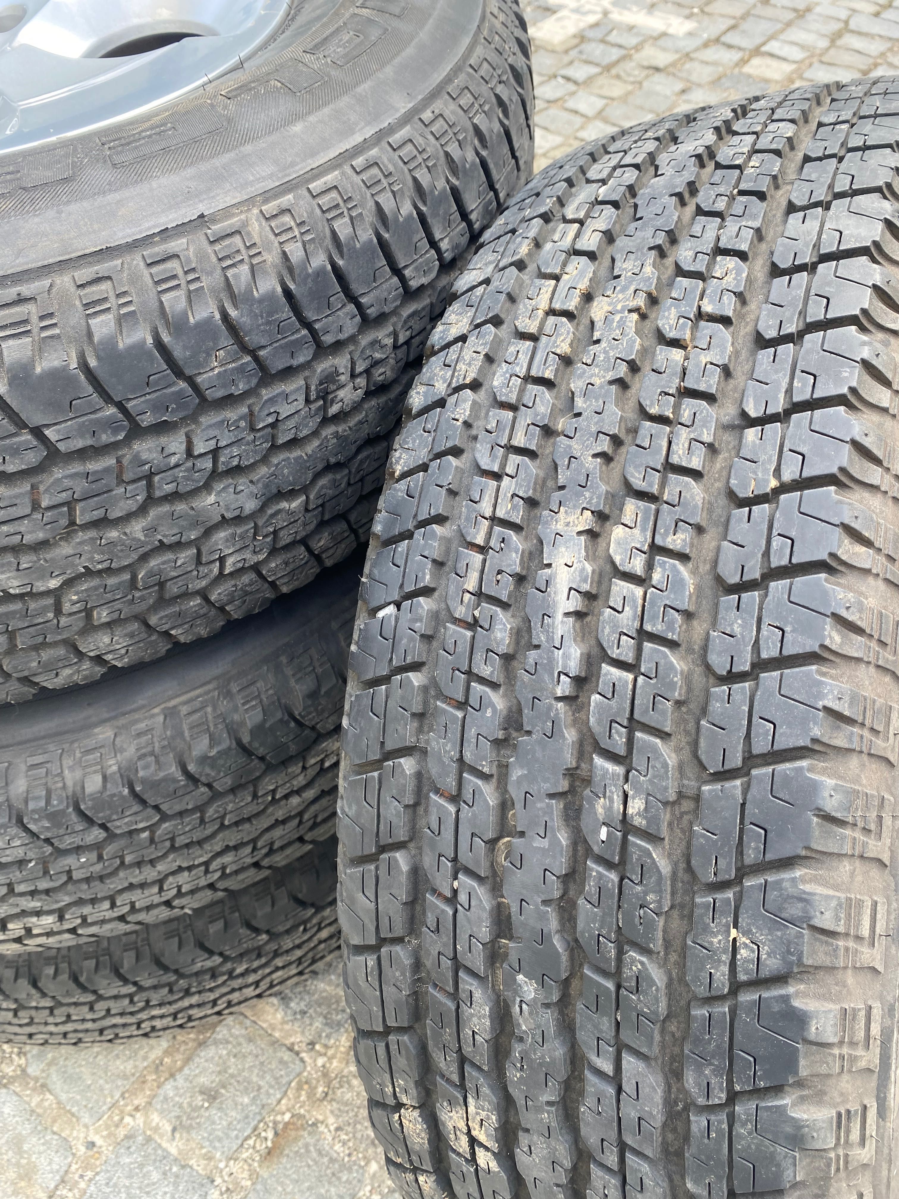 Комплект коліс всесезонка Jeep 255/70/R18