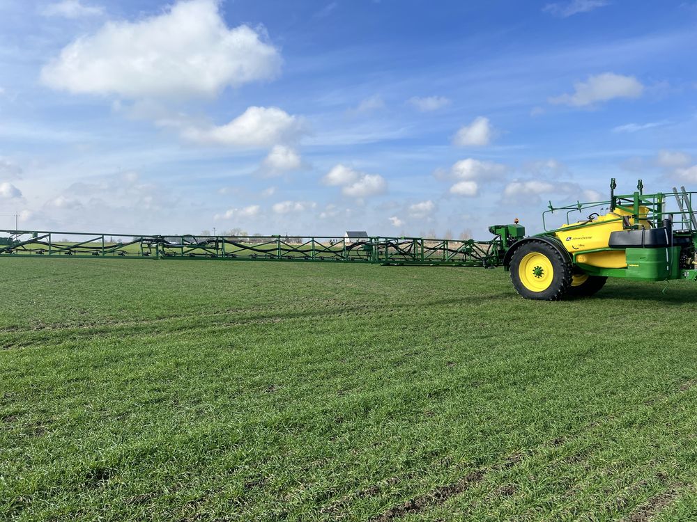 Opryskiwacz JOHN DEERE M944i 2021
