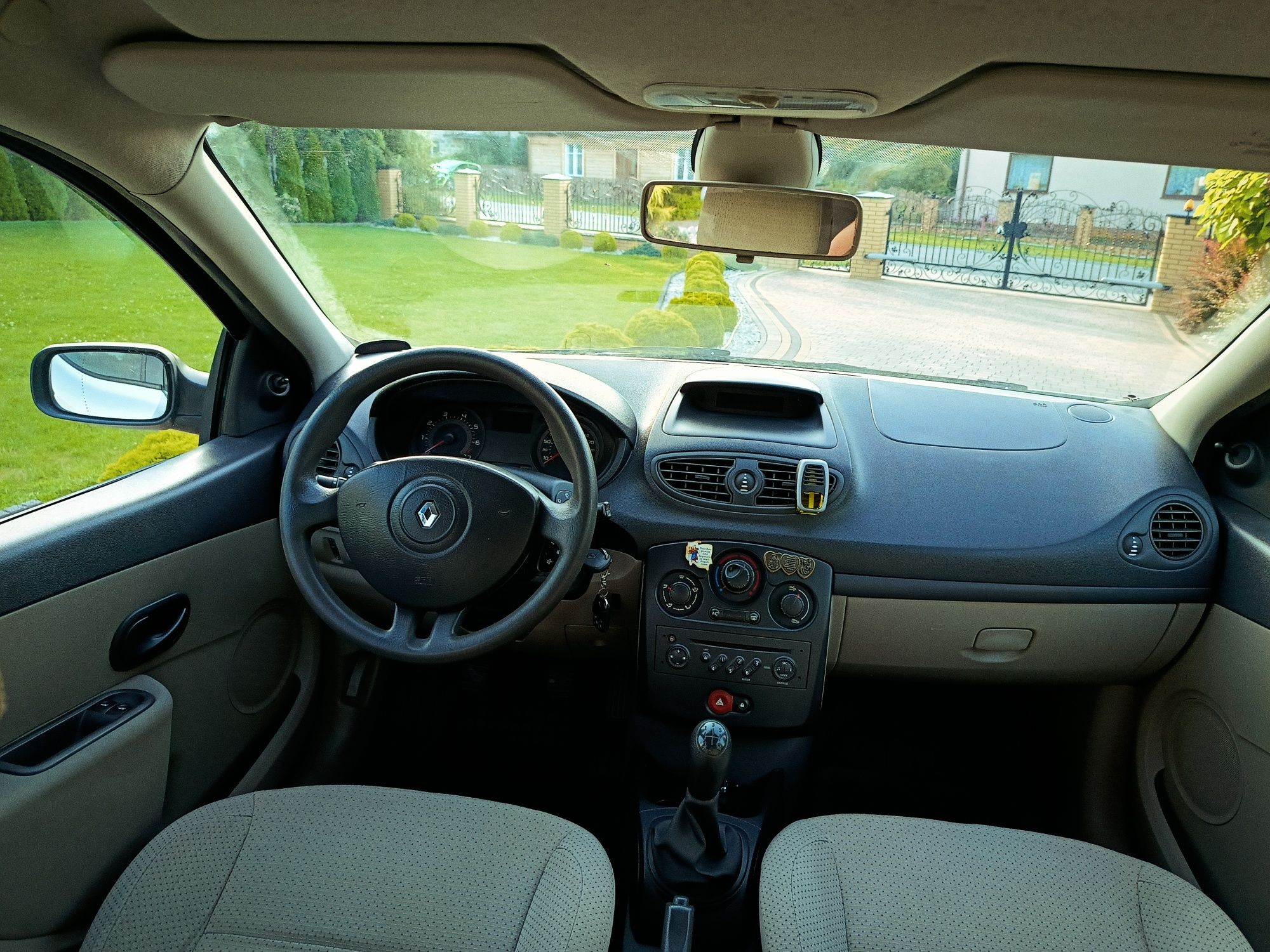 Renault Clio *Czujniki Parkowania *Pierwszy Właściciel *Full Opcja