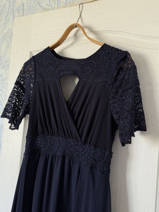 Платье женское нарядное  50-52