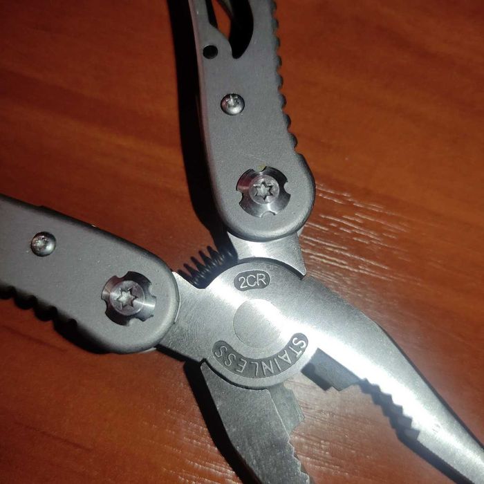 Мультитул Workpro W014061 з поясним чохлом