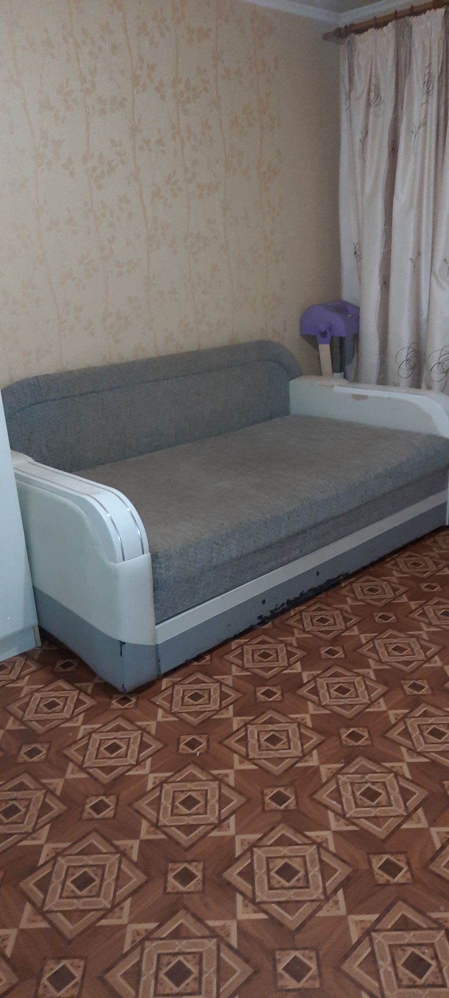 Сдам долгосрочную оренду 2 х комнатную квартиру