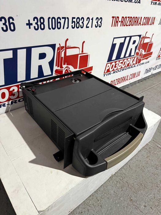 Холодильник RENAULT PREMIUM 30л