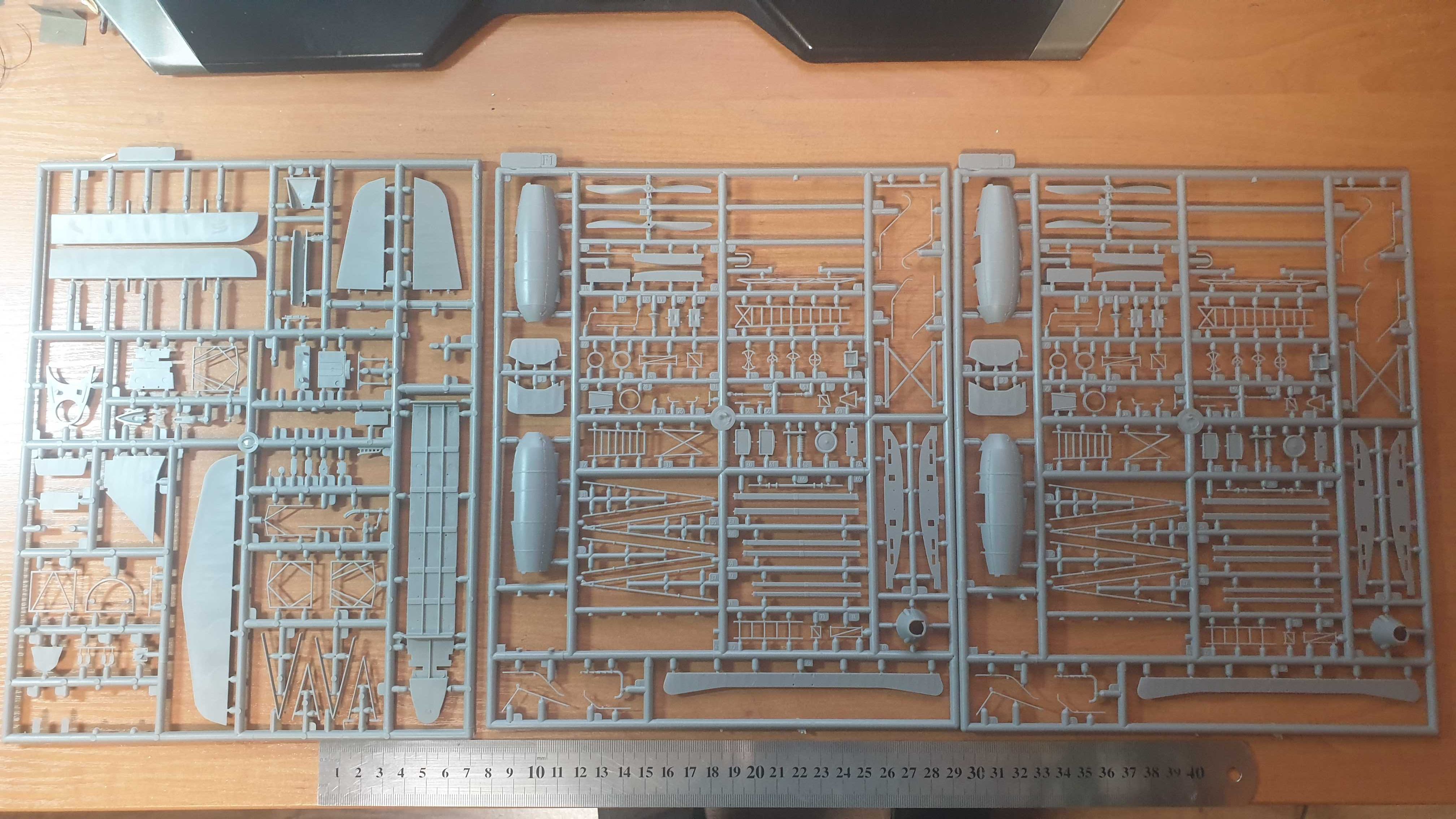 Сборная модель, 1/72 Roden, Zeppelin Staaken R. VI