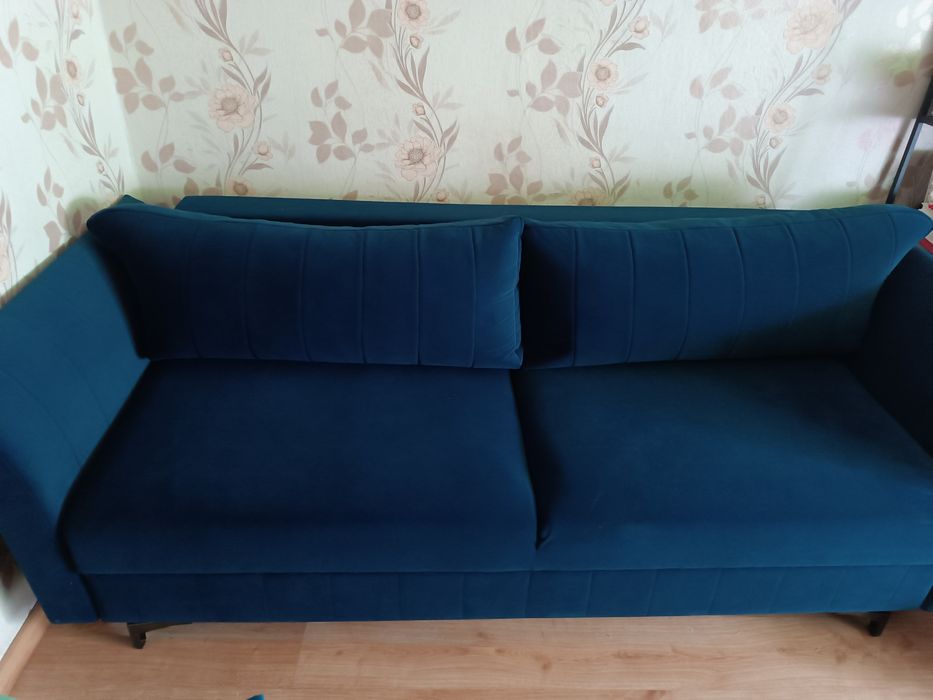 Kanapa z funkcją spania welur