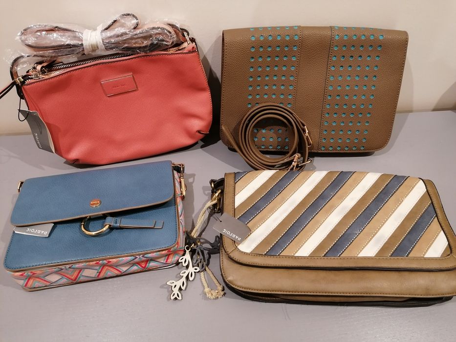 Carteiras Parfois com etiqueta