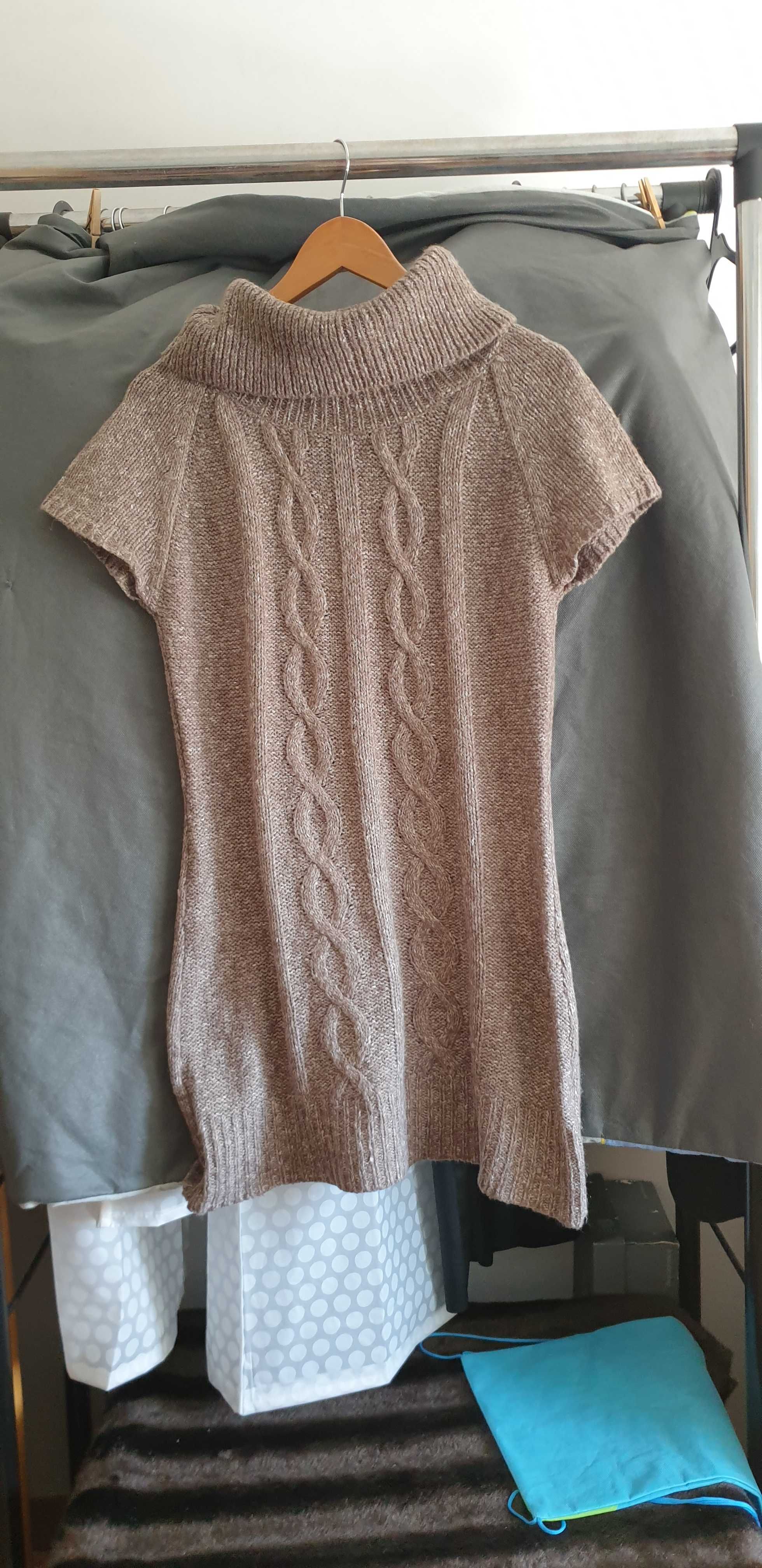 Vestido curto de malha