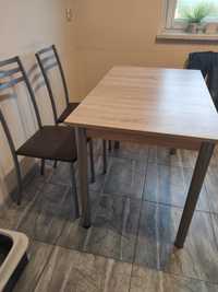 Stół kuchenny plus 2 krzesła