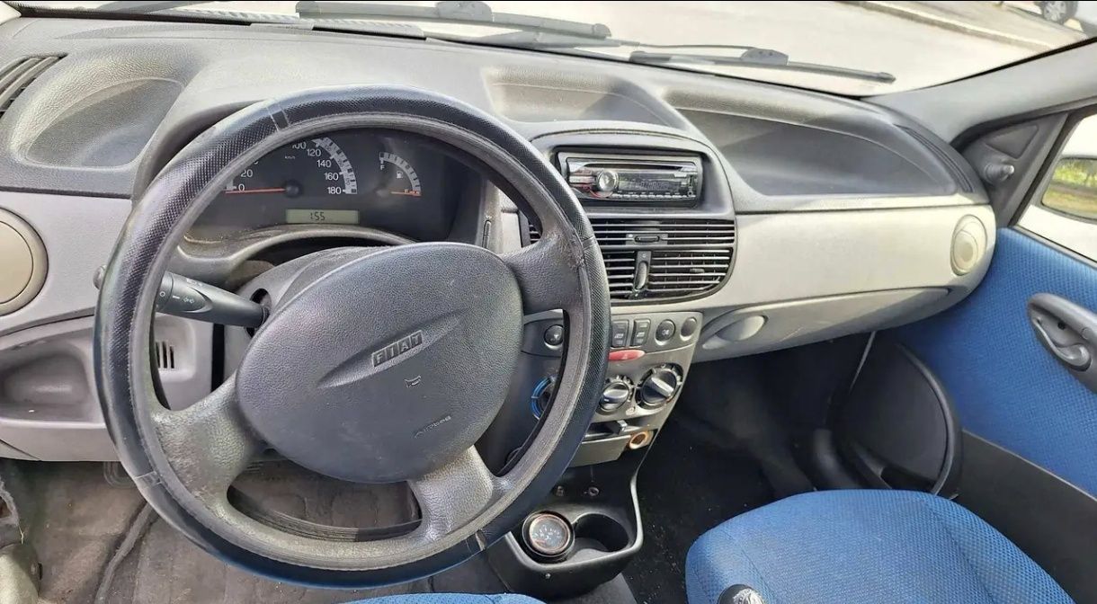 Fiat Punto 1.2 2000 Gasolina
