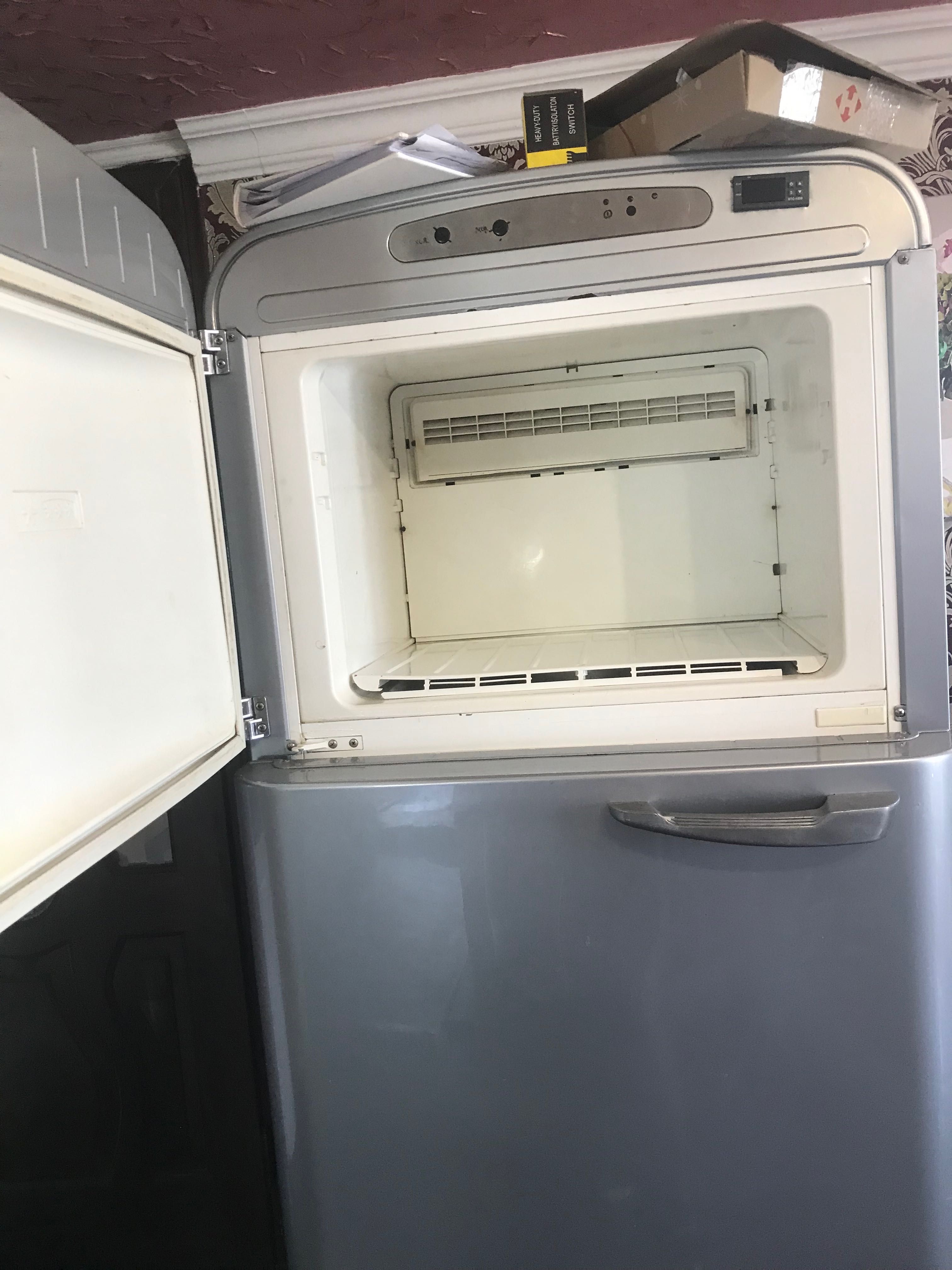 Холодильник SMEG RETRO
