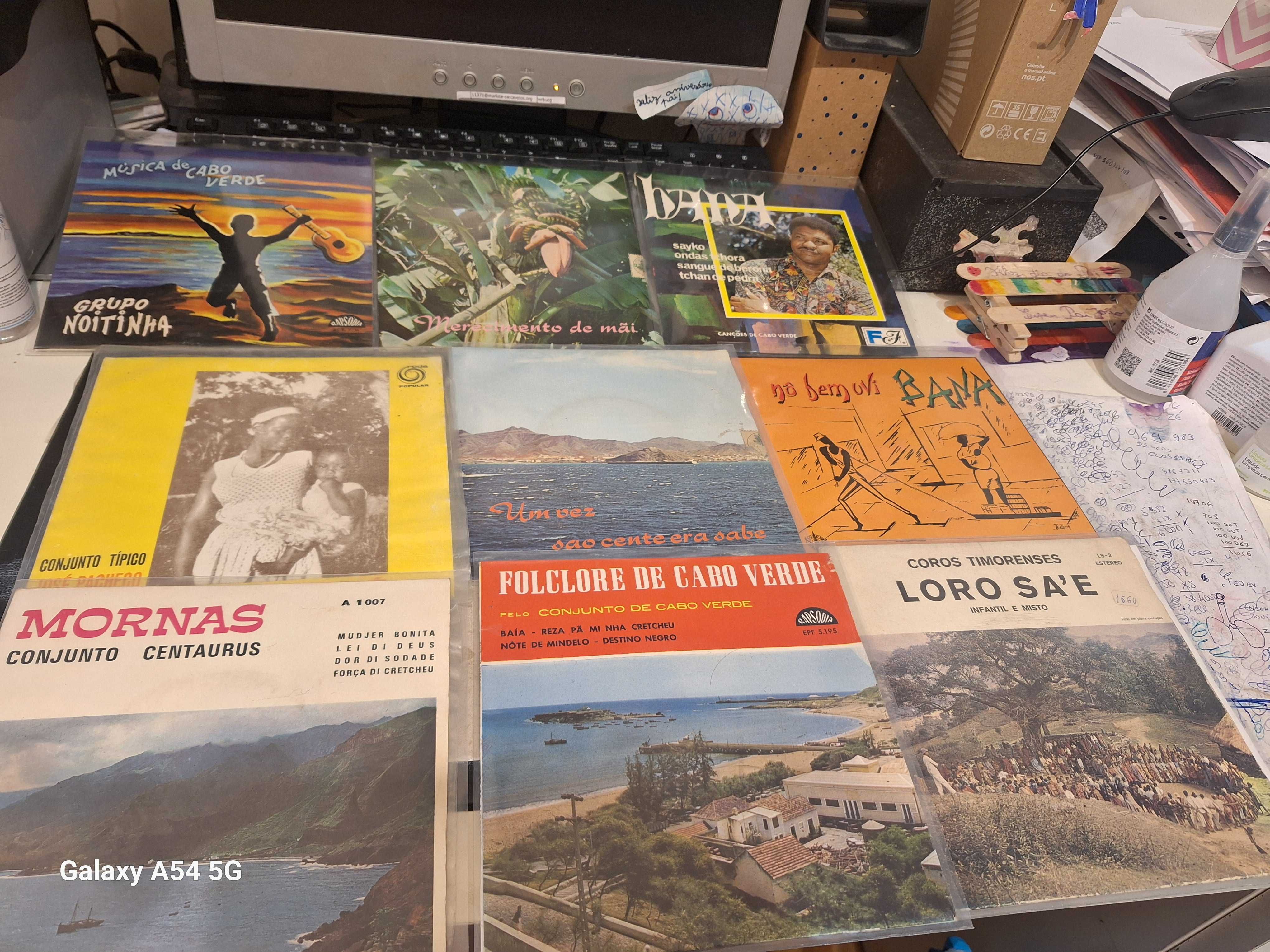 19 Singles Raros Africanos 7''