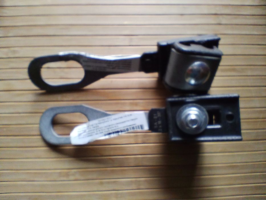 Элементы крепления кабеля, в лоте 5 шт.