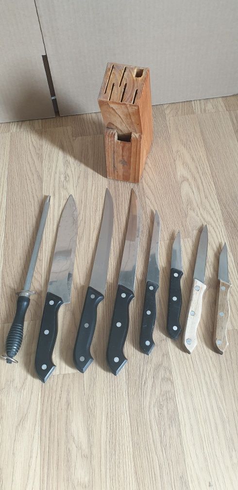 Noże kuchenne blok ostrzałka nóż