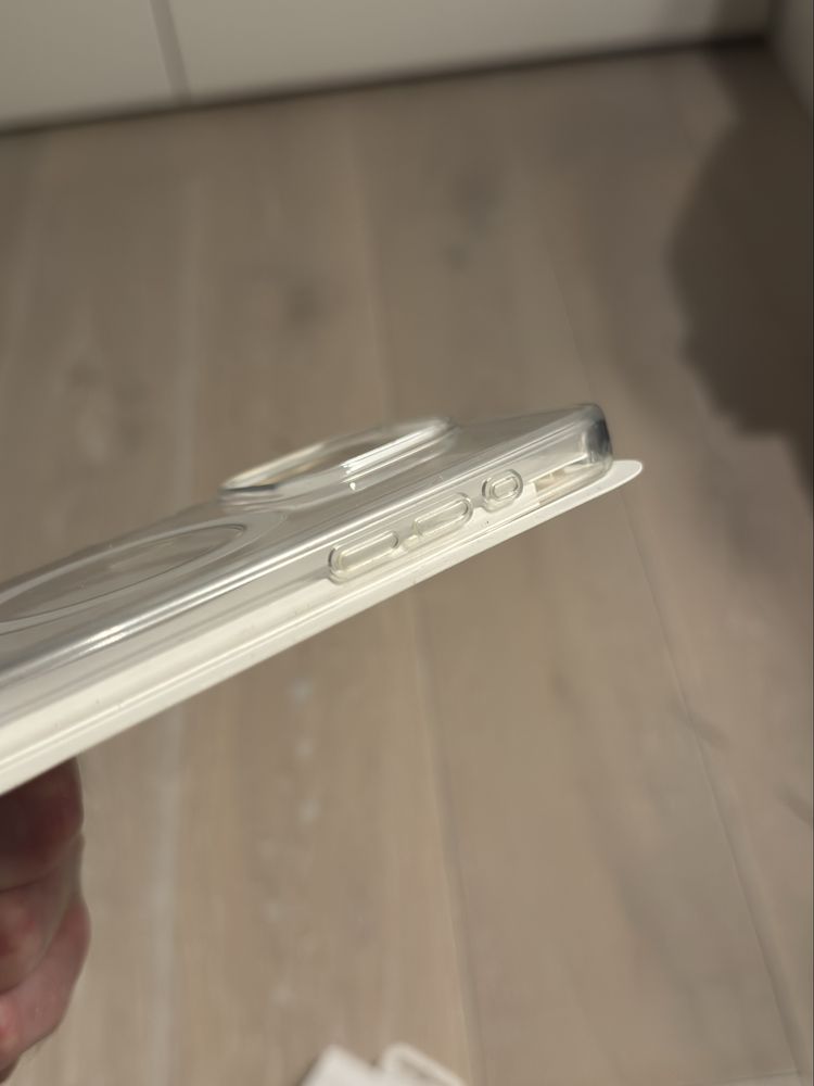 Apple clear case iPhone 15 Pro Max magsafe