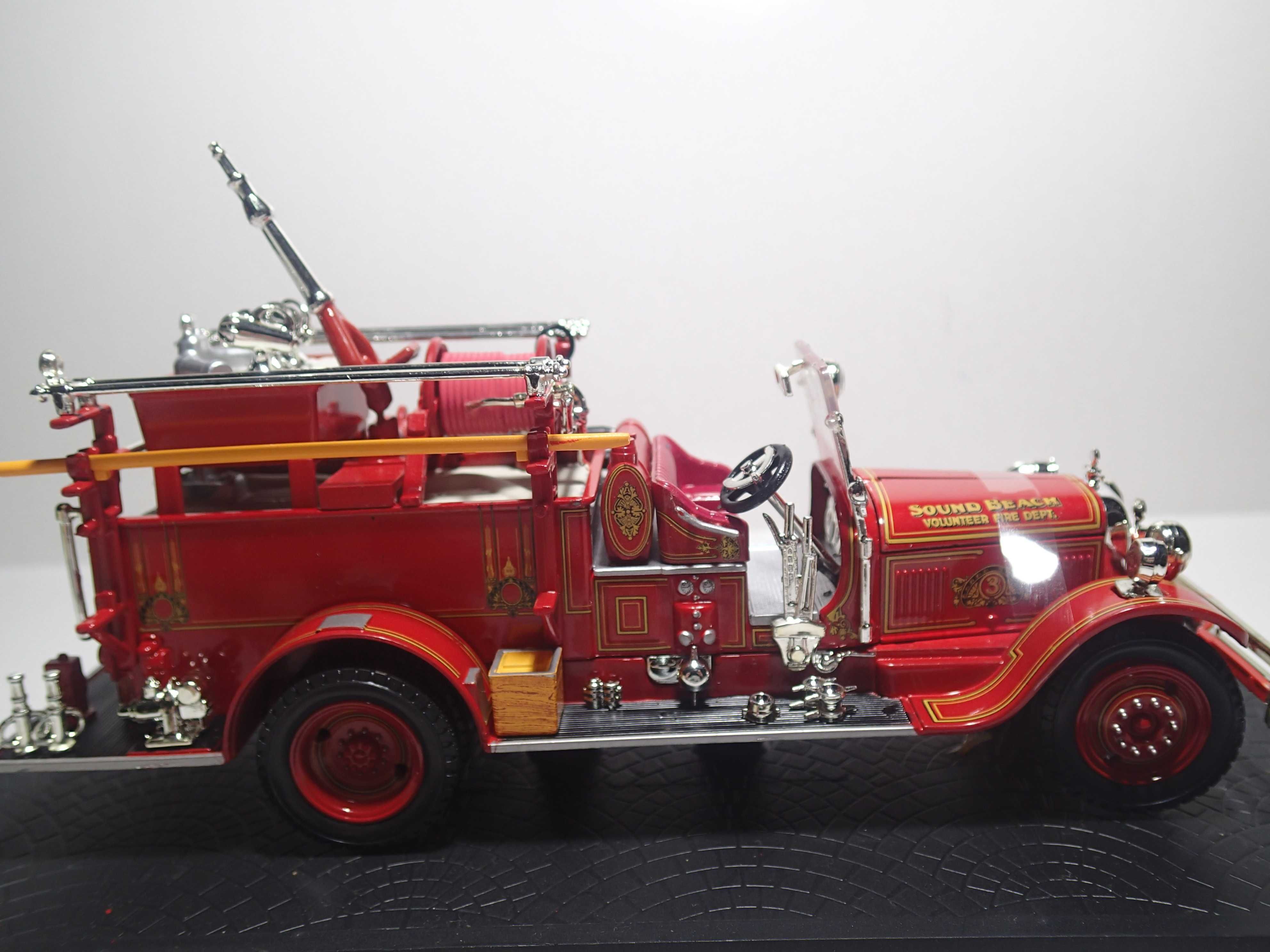 Carro Miniatura dos Bombeiros