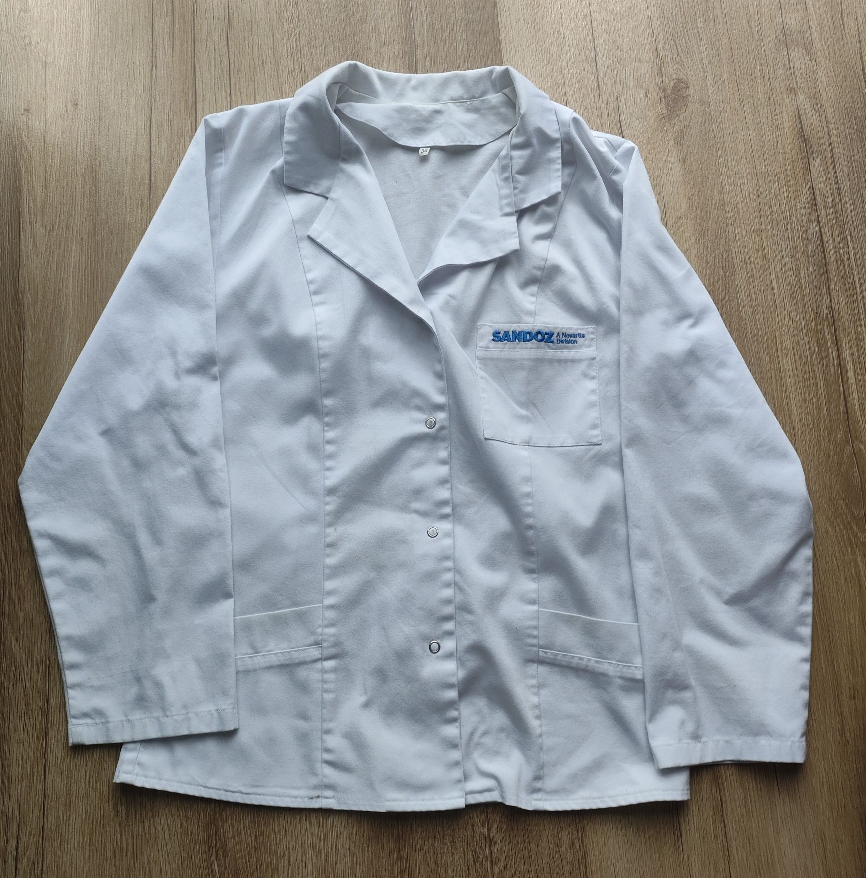 Fartuch apteczny medyczny laboratoryjny rozmiar 36