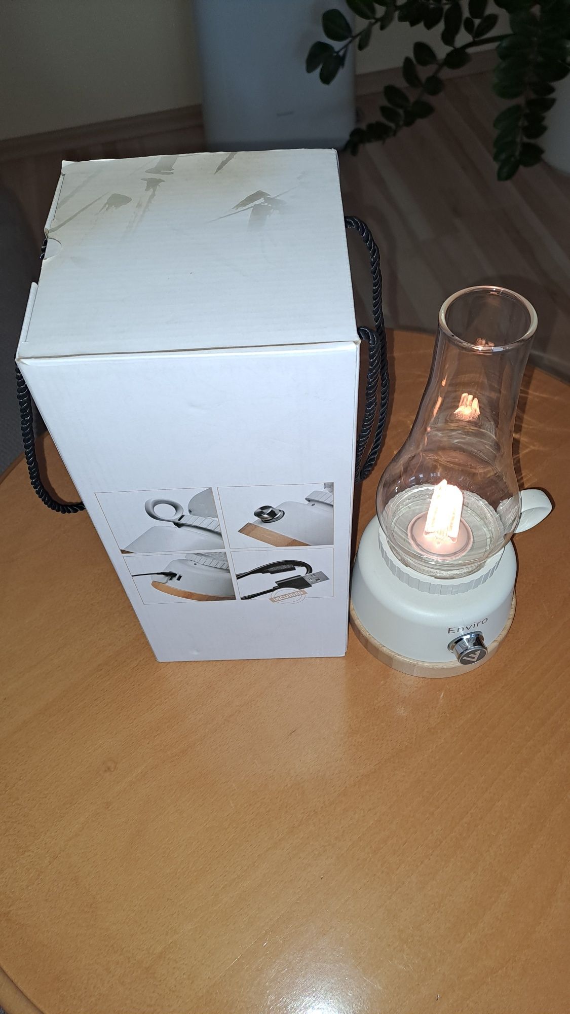 Lampa kempingowa Enviro Mactronic z funkcją płomienia
