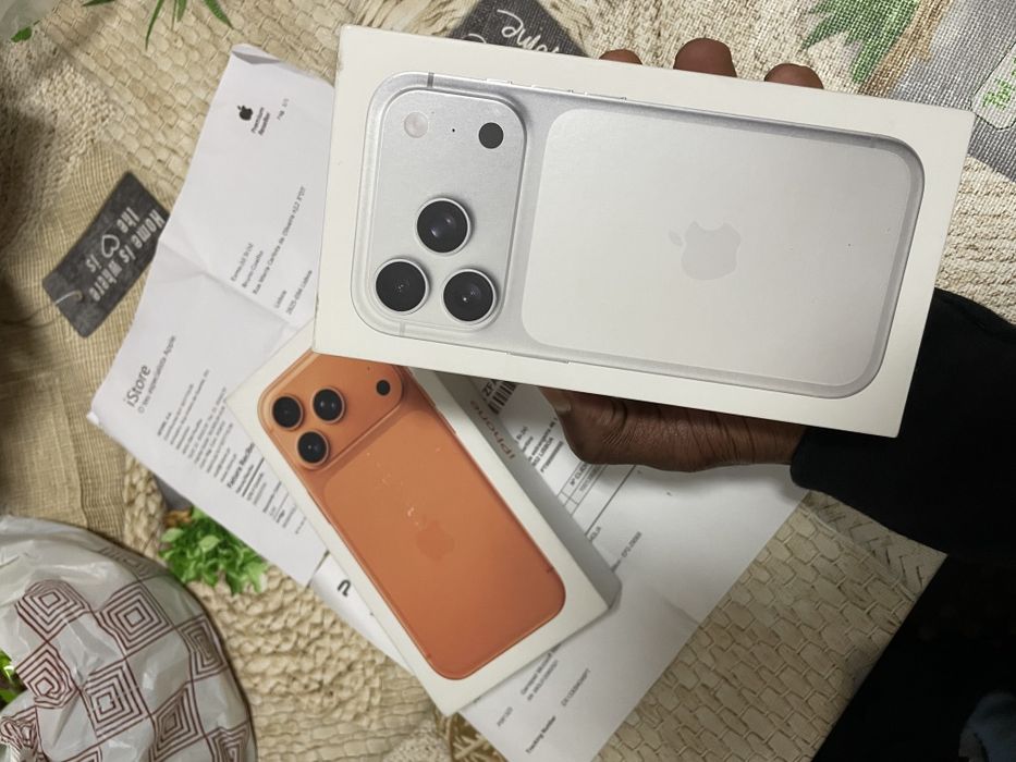 iPhone 17 pro caixa selada 256Gb , repito 17 pro, n se atrapalhem.