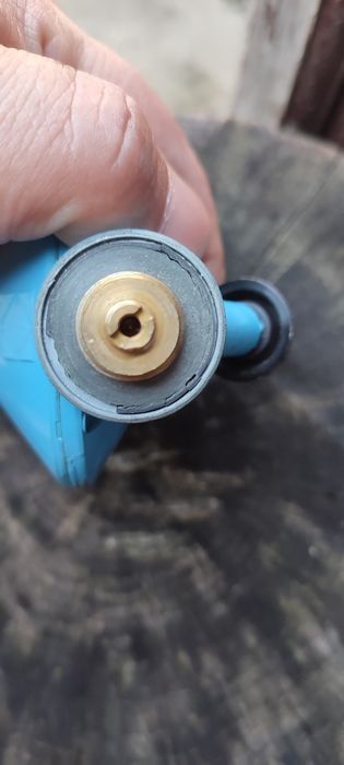 Reduktor ciśnienia camping gaz