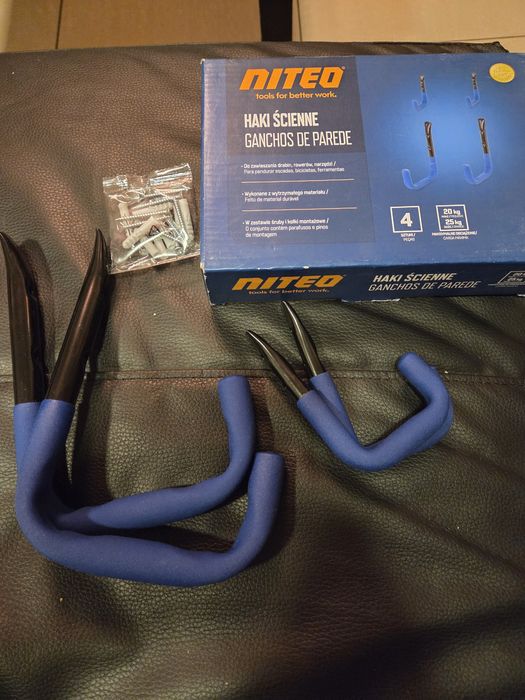 Metalowe haki ścienne 4szt.