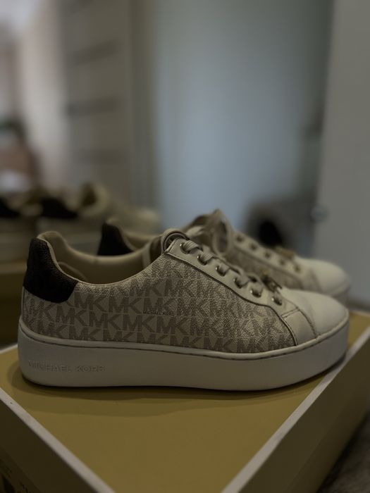 Кроссовки Michael Kors
