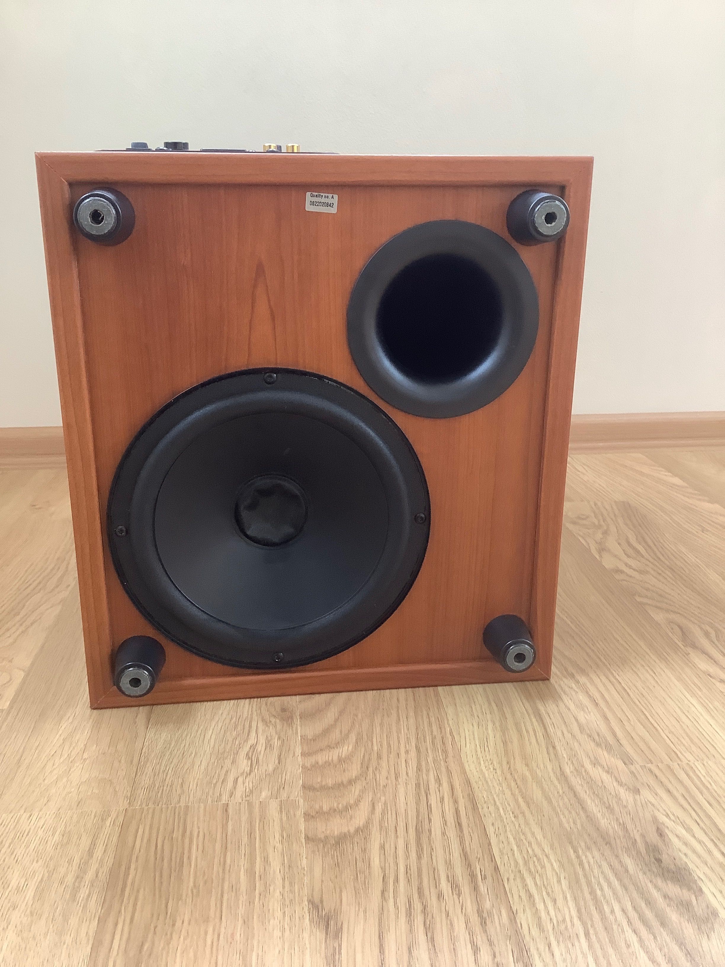 Сабвуфер Jamo E 4Sub.1 Active subwoofer bassreflex