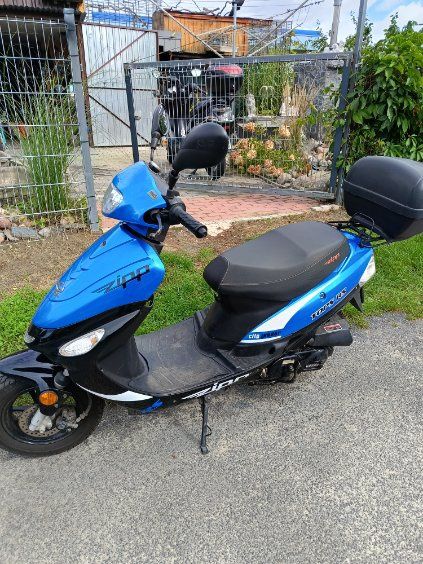 Skuter Zipp Tops RS 50 2023