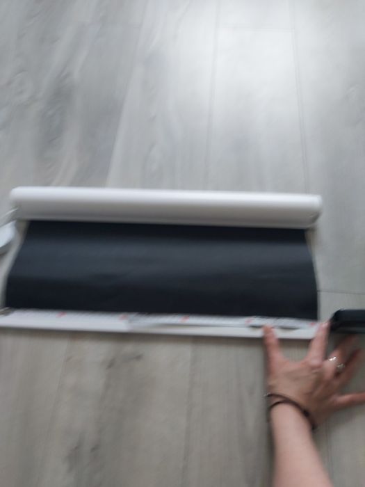 Sprzedam roletę czarna