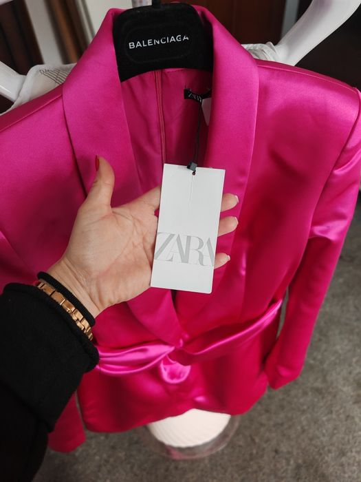 Nowa satynowa sukienka elegancka marynarka blezer fuksja zara