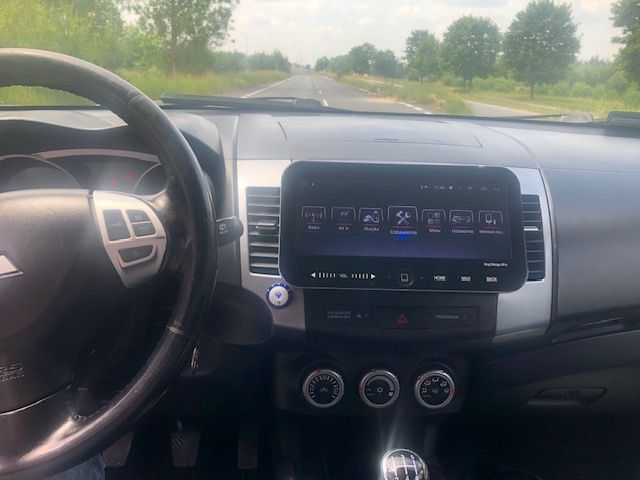 Mitsubishi Outlander 2,4 + LPG Vialle
