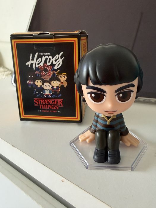 Figura mike mc donalds stranger tgings