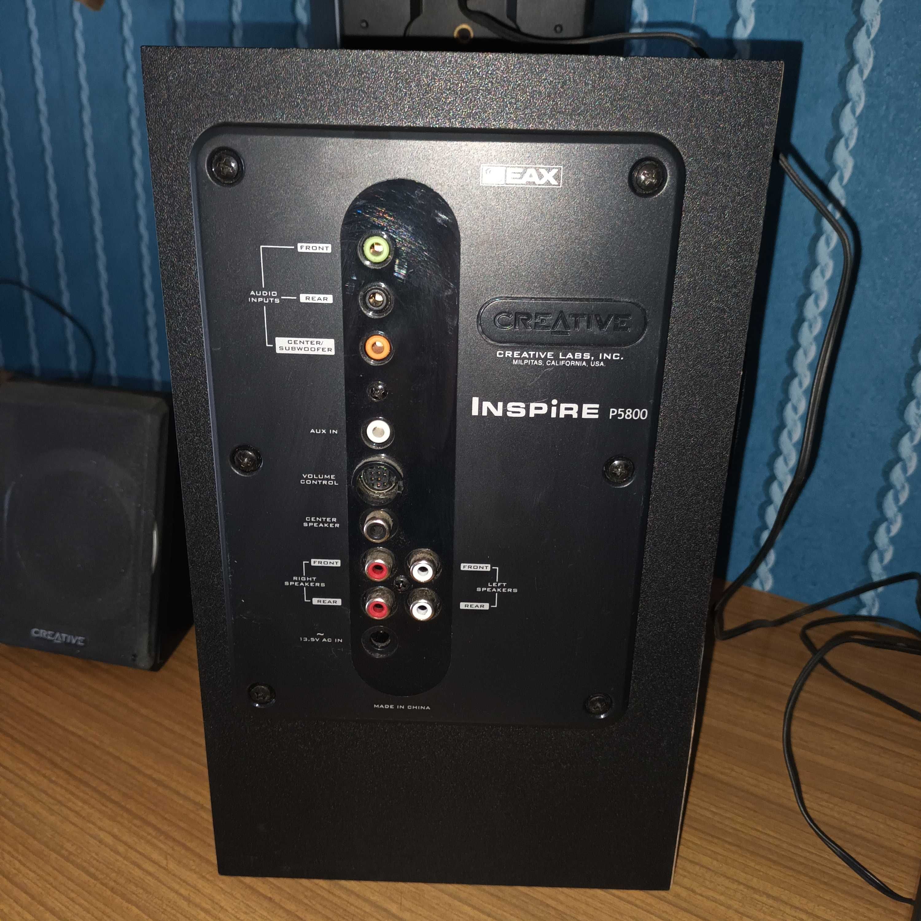 Creative Głośniki + Subwoofer 5+1 regulacja basu. Polecam.