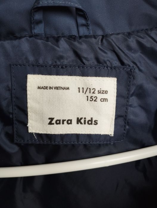 Kurtka zimowa ocieplana dziewczęca granatowa r. 128/152