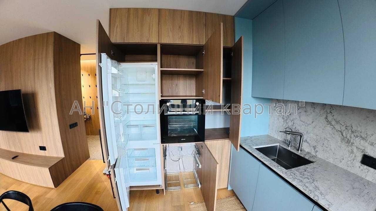 Продам квартиру ЖК Файна Таун Київ, Салютна вул.