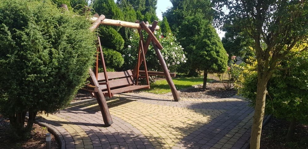 Wynajme pietro duzego budynku mieszkalnego