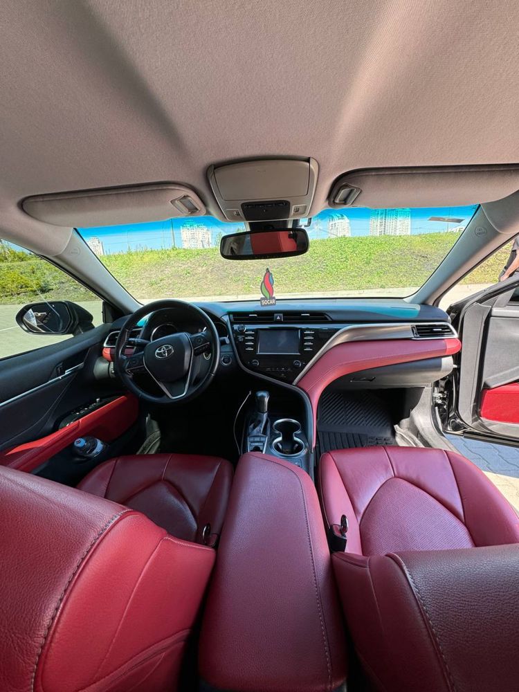 Продаю особистий автомобіль Toyota Camry 70 XSE 2018 року